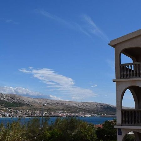 Apartment Dar Pag Town Exterior photo