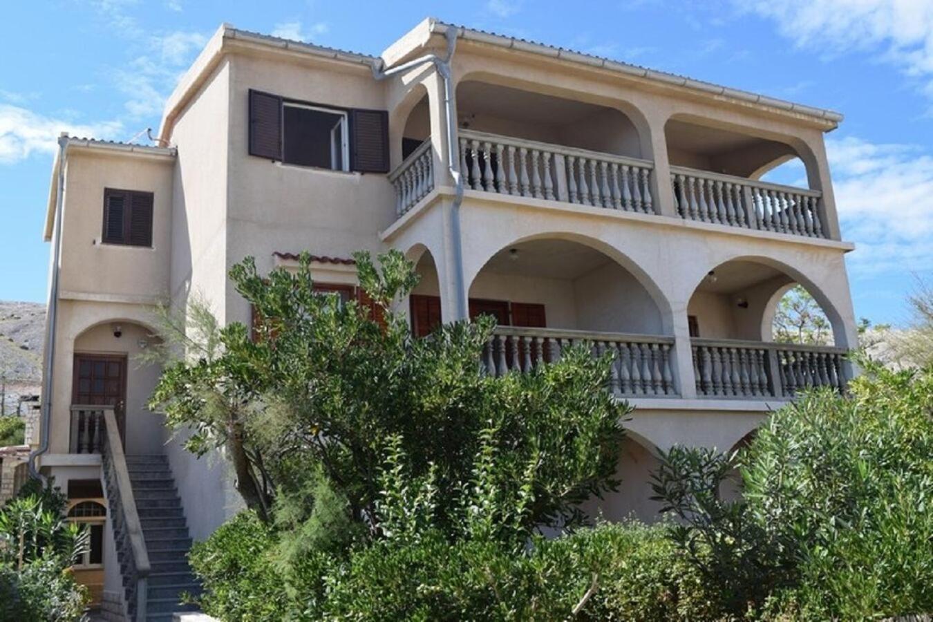 Apartment Dar Pag Town Exterior photo